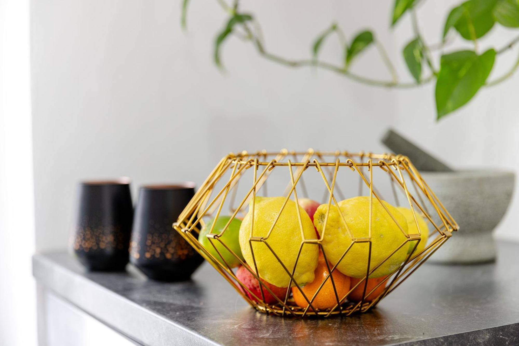 Schoenes, Modernes Apartment Mit Zwei Schlafzimmern - Zentral Mit Balkon Fuer 6 Personen モンタバウアー エクステリア 写真